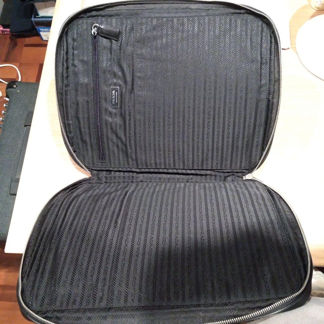 【希少】PRADA 本革サフィアーノレザーブリーフケース