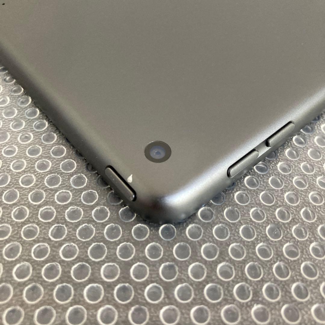 3386【早い者勝ち】iPad7 第7世代 32GB WIFIモデル☆