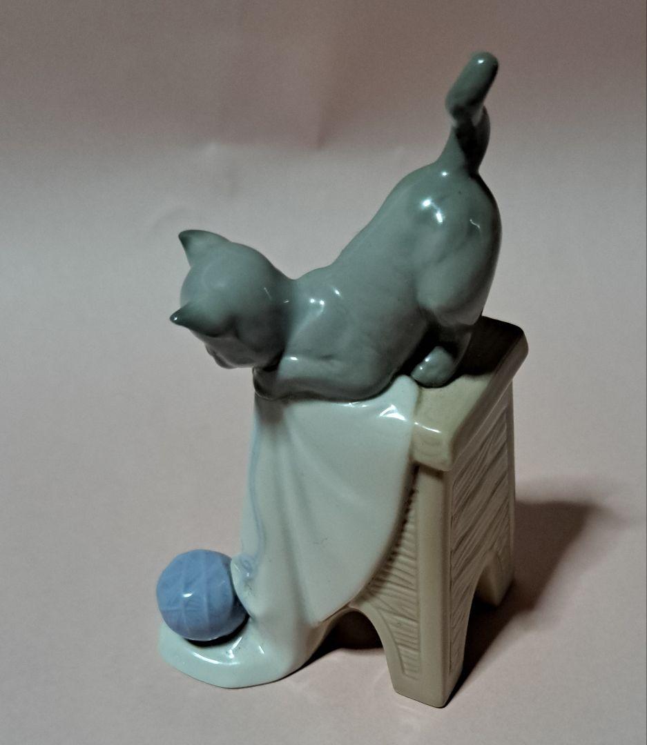 ナオ、リヤドロ猫オブジェ