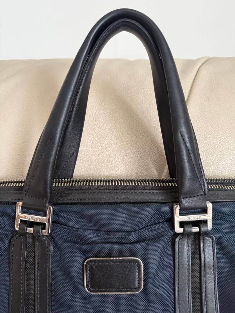TUMI ネイビー ビジネスバッグ　JARVIS 未使用ストラップ・タグ付き