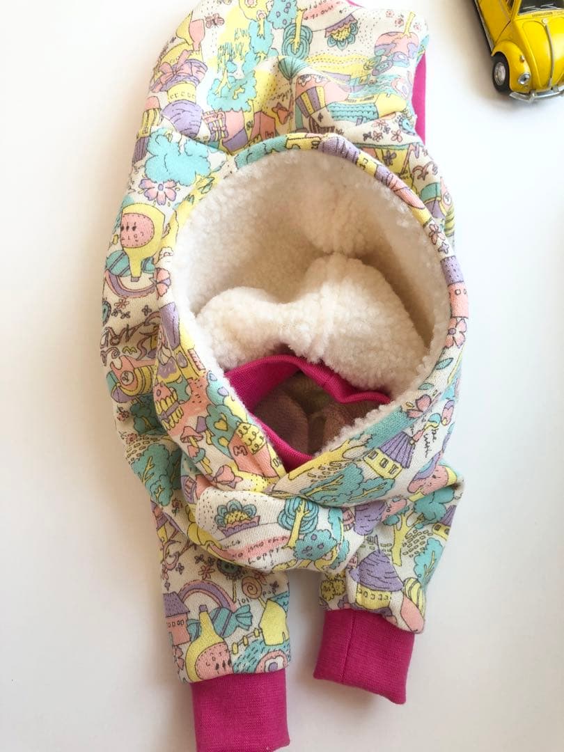 フードモコモコなファンタジーパーカー　イタグレ服　犬服　バンドメイド