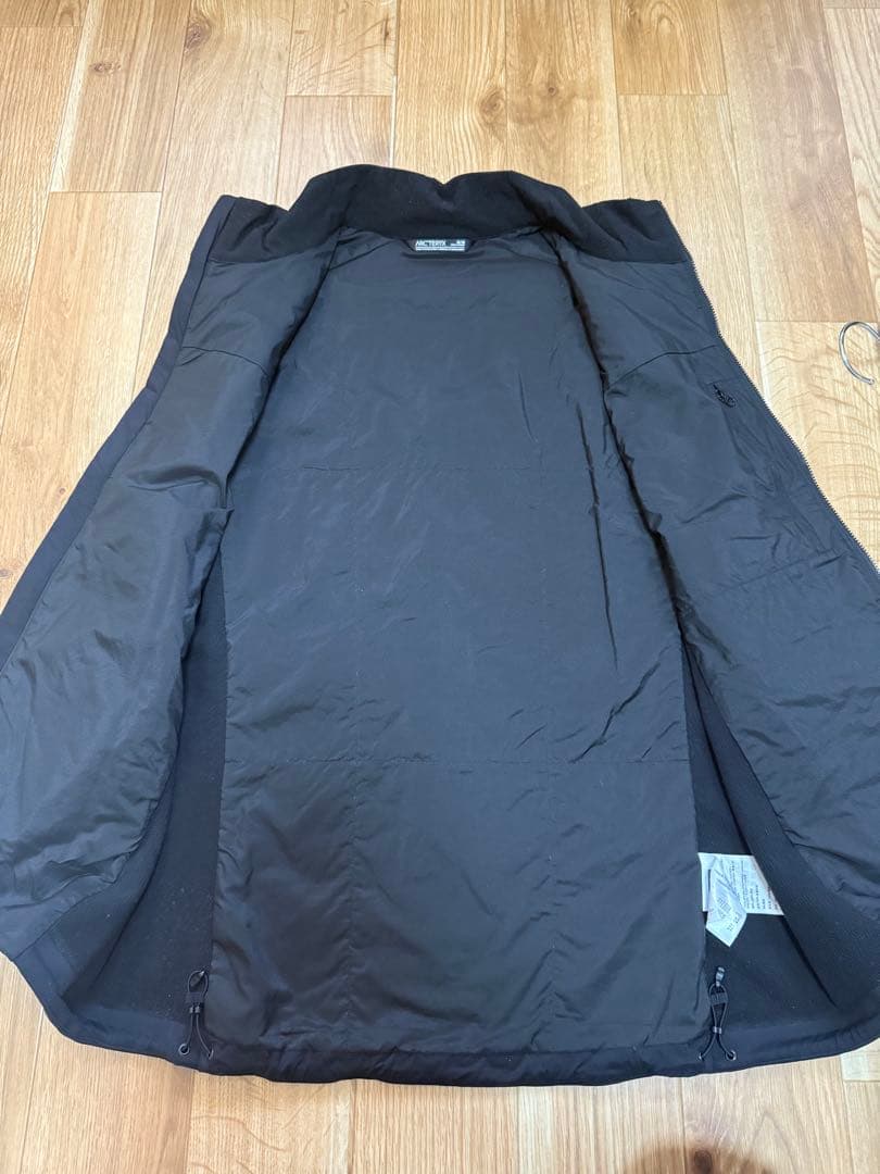 A*i様 ARC'TERYX Atom Vest