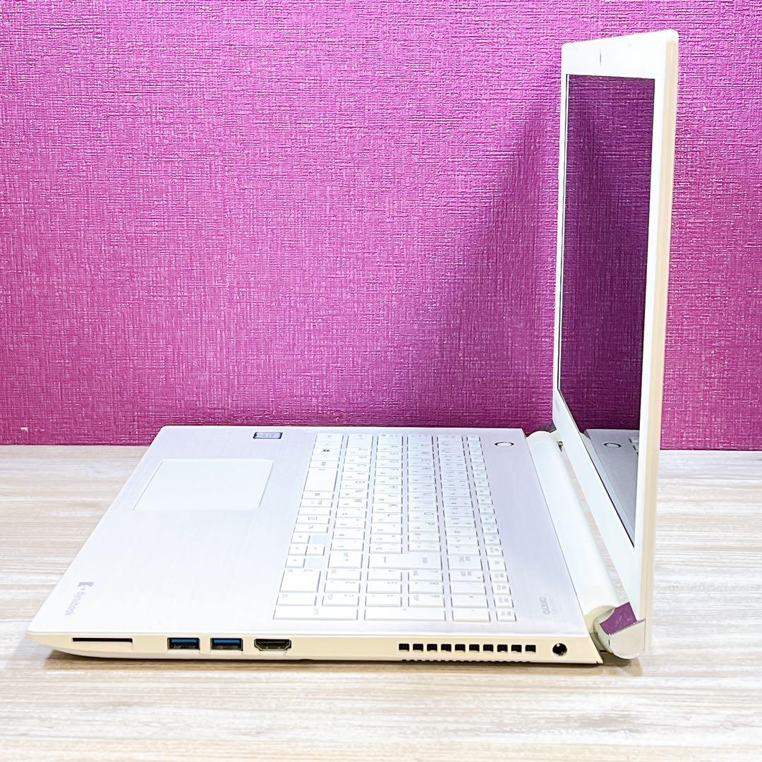 【美品】人気の白✨すぐ使えるノートパソコン✨カメラ付き✨ブルーレイ✨初心者に