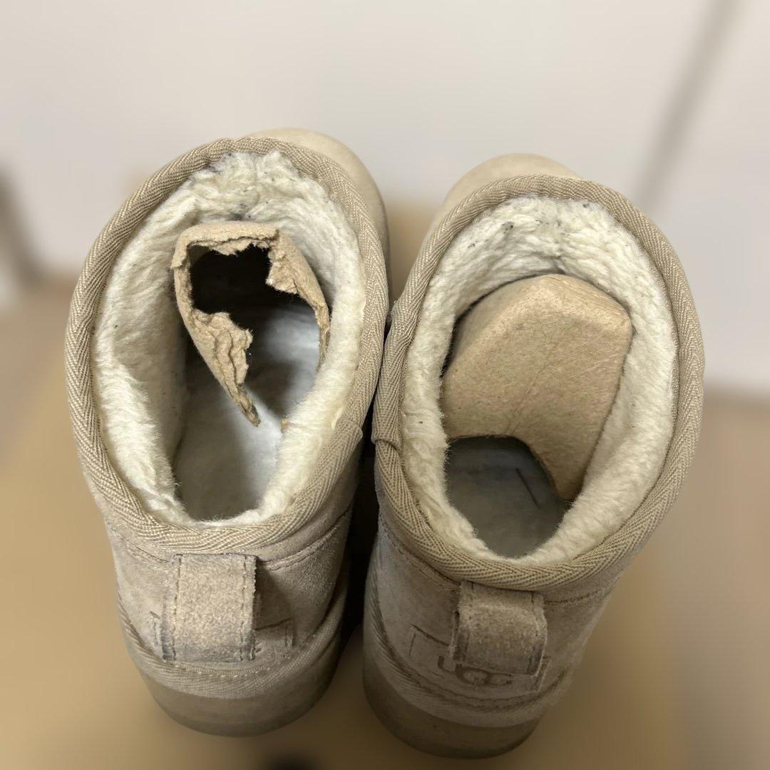 UGG 厚底ムートンブーツ 8 ベージュ