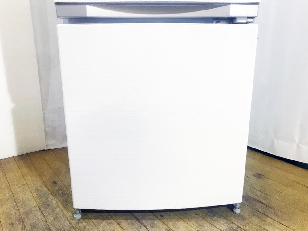 本州外30日迄！送料無料★東芝 153L 冷蔵庫【G-M15BS-W】