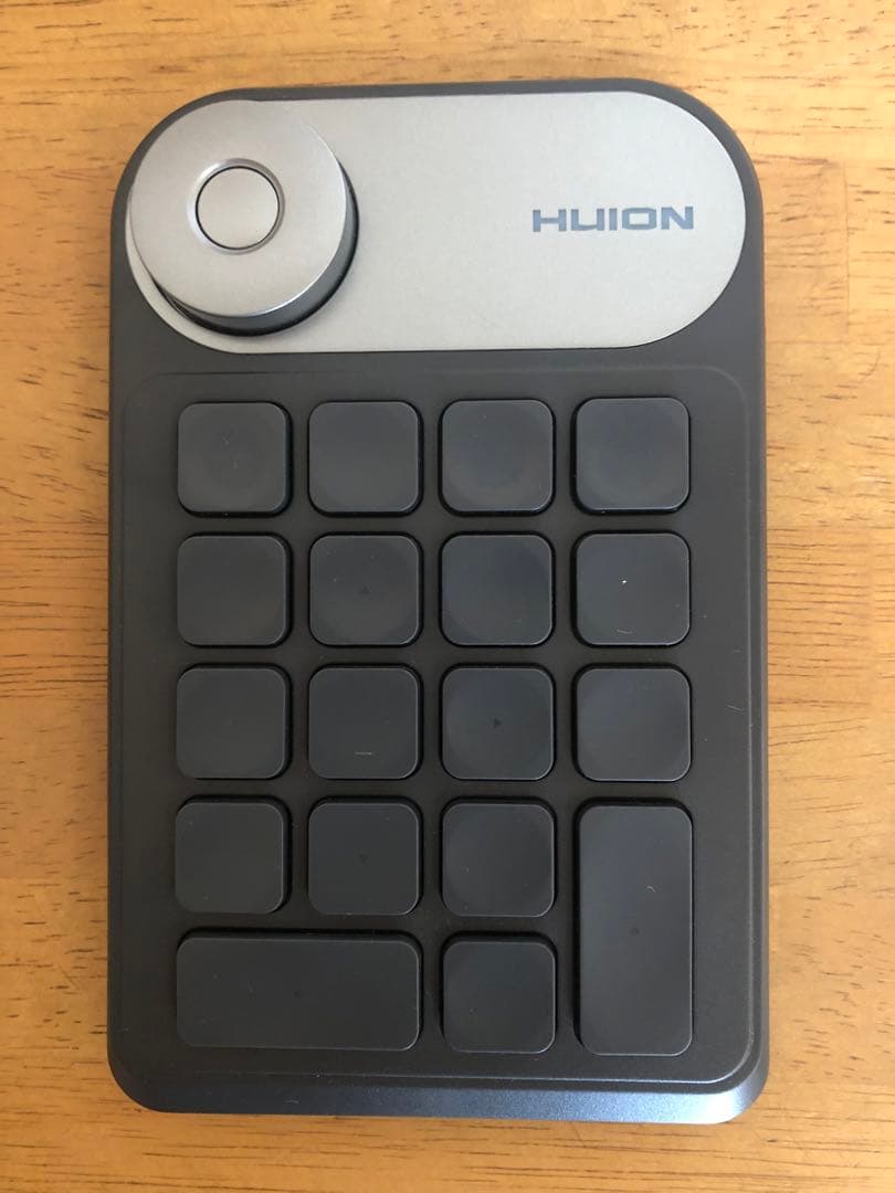 HUION Kamvas Pro24 4K 液晶ペンタブレット