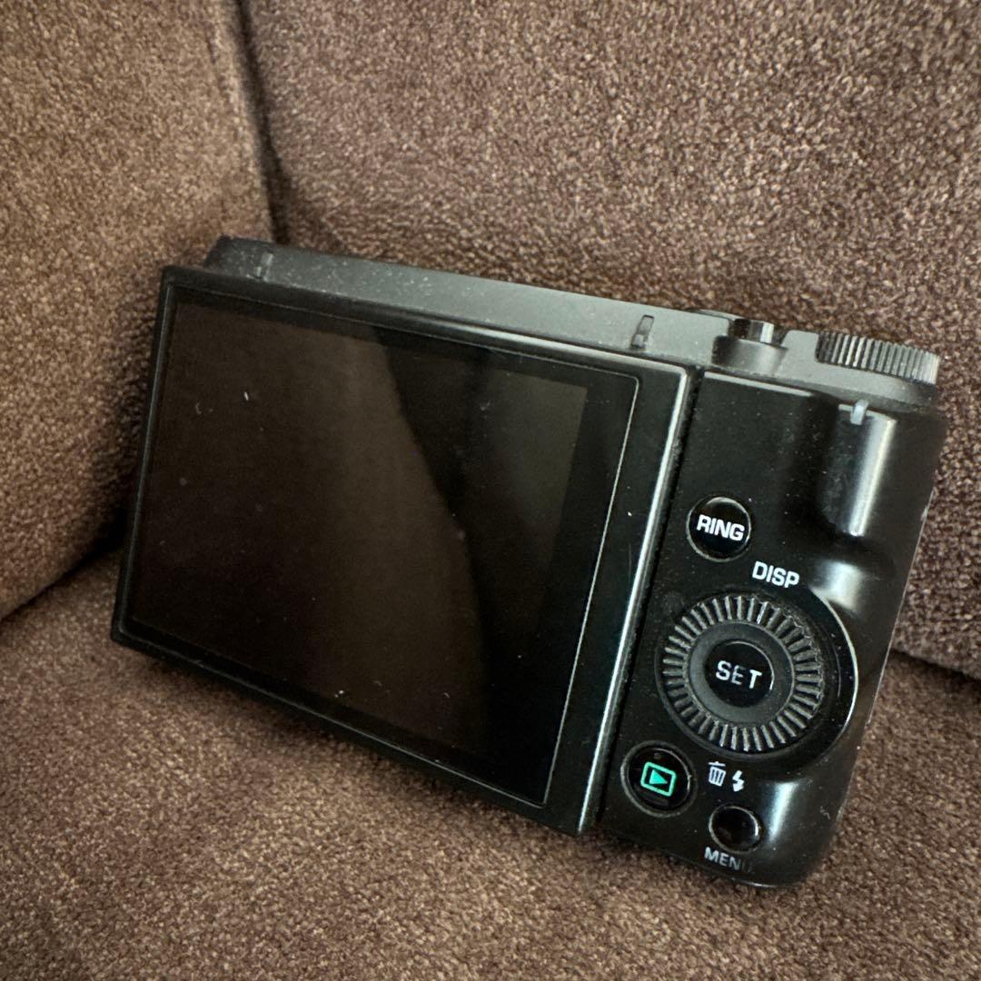 【中古訳アリ】デジカメ　CASIO EXILIM EX-ZR1000 BK