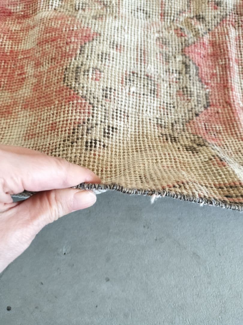 【最終価格】アヴァノス　擦れ感ヴィンテージトルコラグ No.704