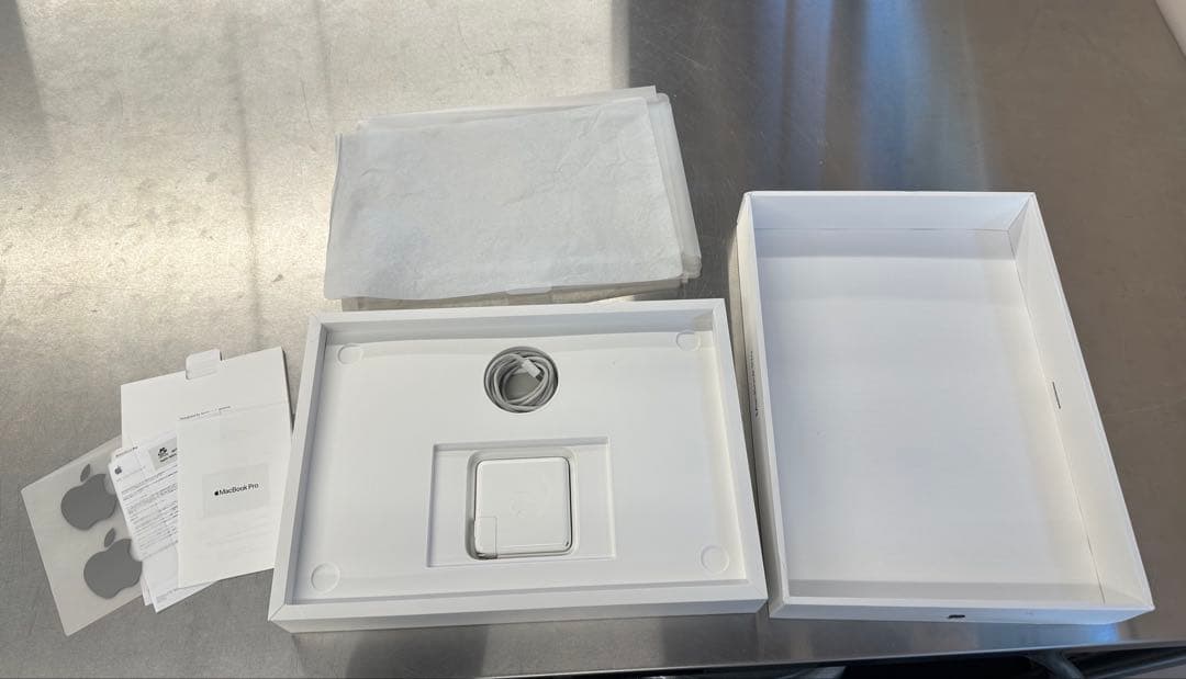 MacBook Pro 2019 16GB 1TB 初期化済 core i9