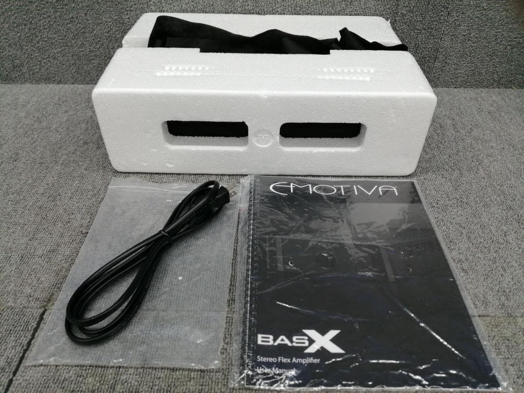 EMOTIVA BASX A-100 プリメインアンプ