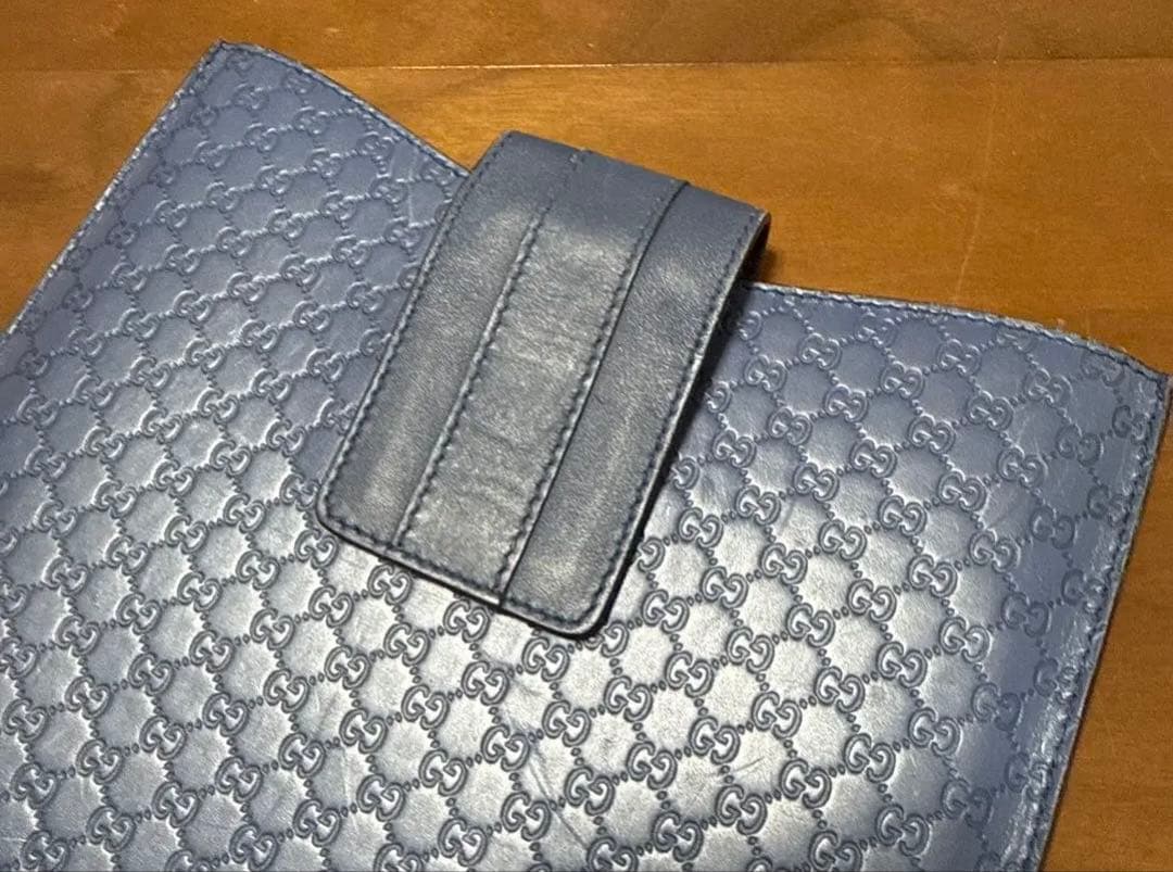 GUCCI レザーiPadケース