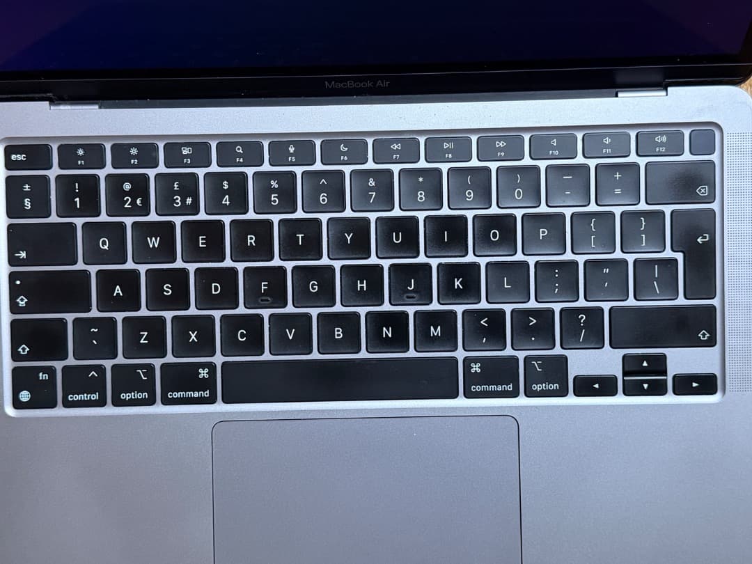 MacBook本体 MACBOOK AIR 2020/M1 8GB 1TB UK KEYBOARD