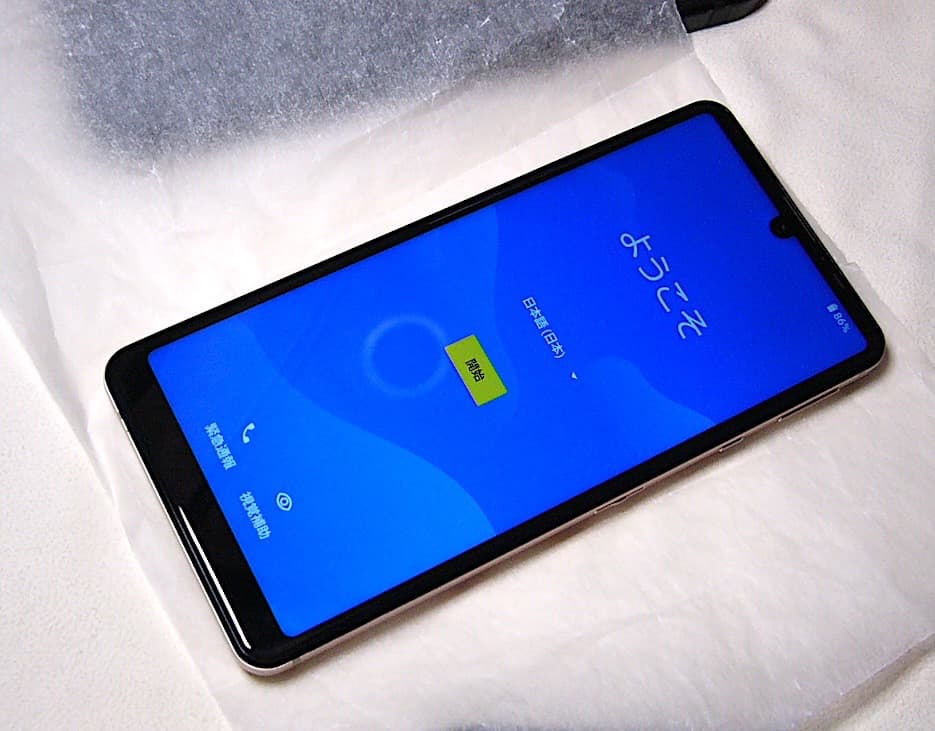 携帯電話本体 AQUOS sense4 basic