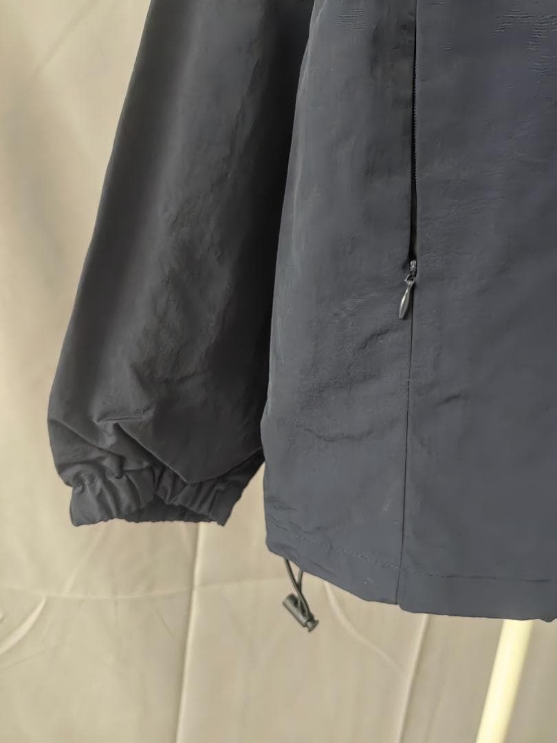 BEAMS FRED PERRY ブラック ナイロンジャケット
