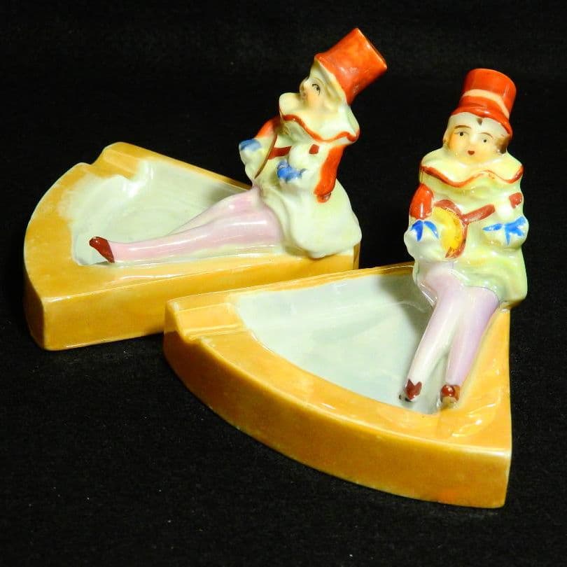 アール デコレディ 楽器を奏でる女性のアッシュトレイ 2個セット No.626