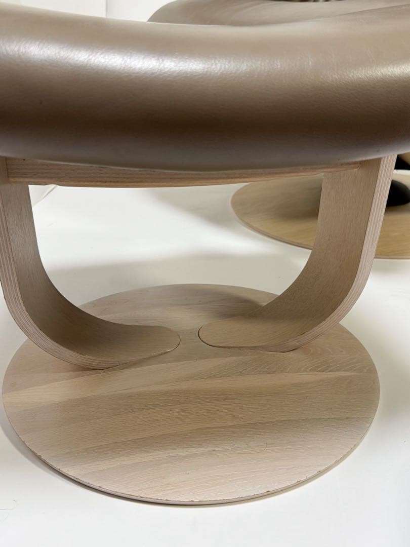 カリモク THE FIRST ザ・ファースト ソファとオットマンセット②