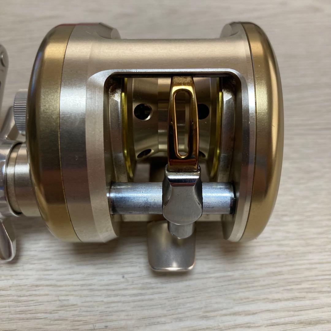 ナ*シ様 ダイワ　ミリオネア　CV-Z 205 美品