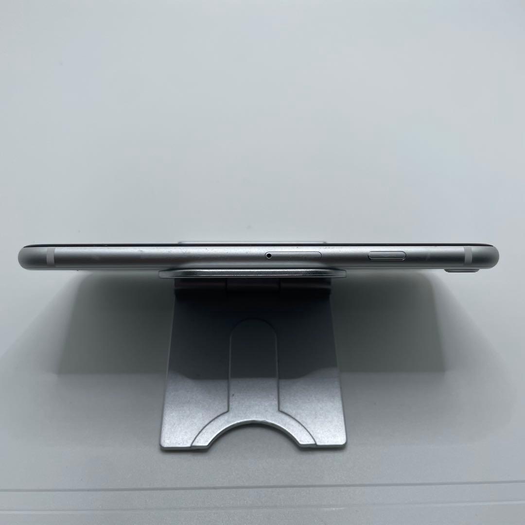 【格安美品】iPhone SE2 128GB simフリー本体 350