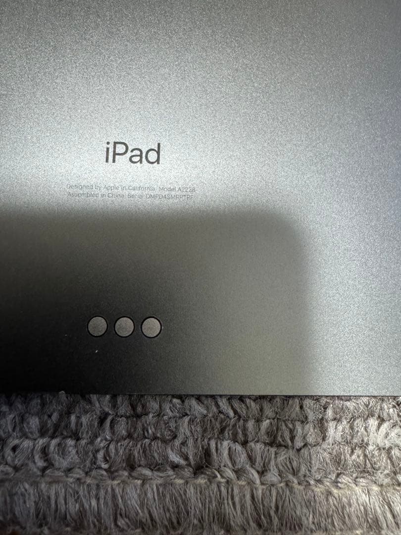 iPad Pro 128GB 第二世代　11インチWi-FiモデルA2228