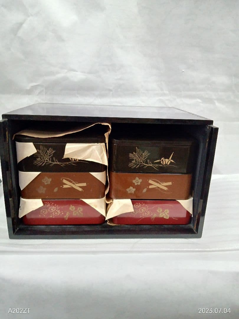 漆本塗り　重箱セット