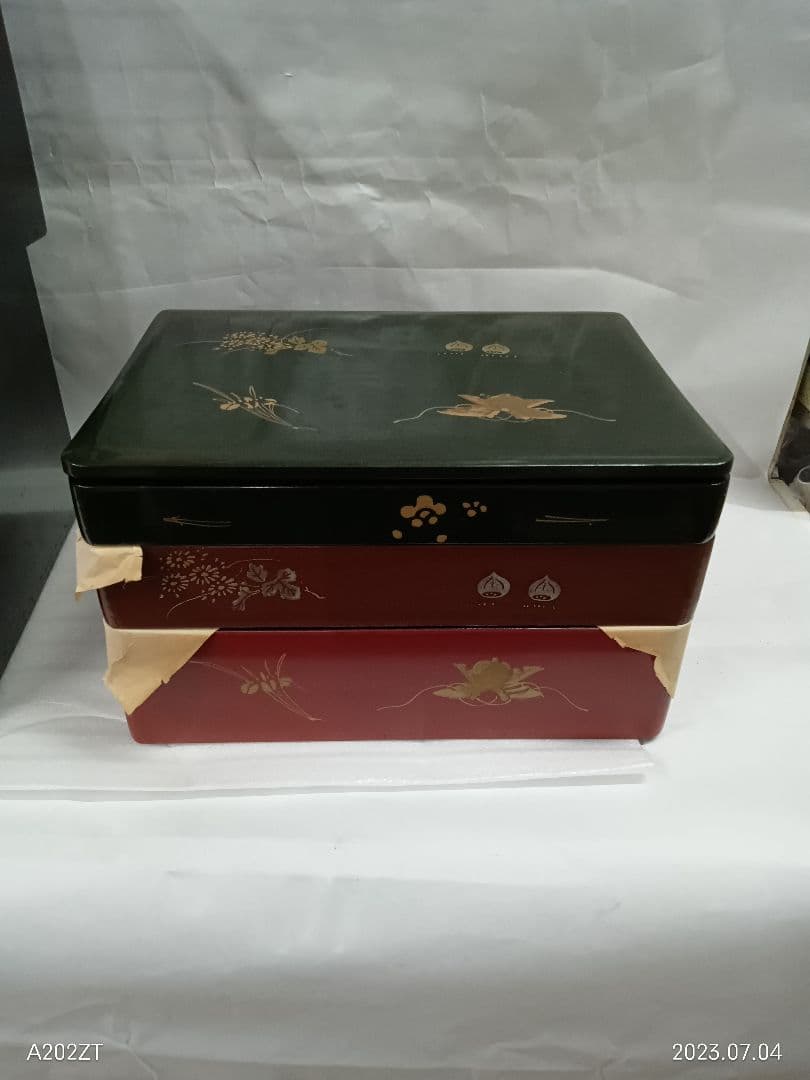 漆本塗り　重箱セット