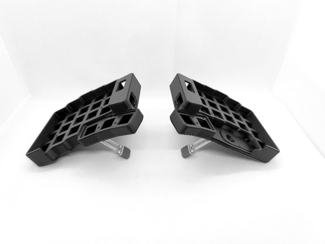 Keyball39ケース 可変テンティング、パームレスト付き