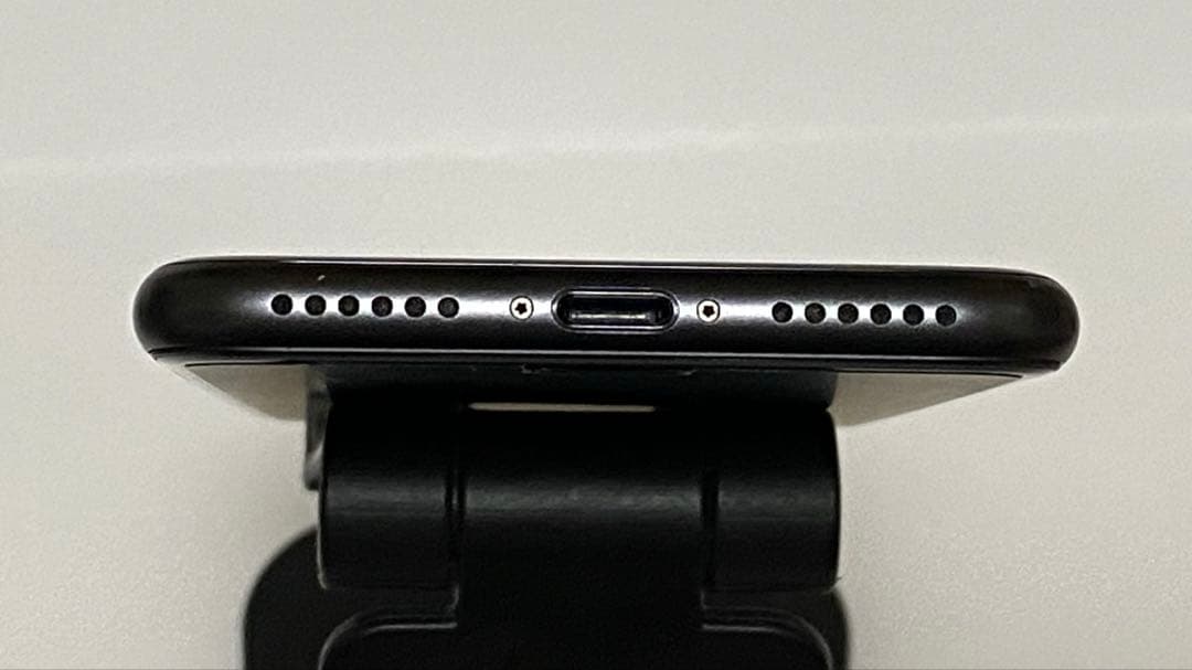 iPhone８ 本体　スペースグレイ　256GB　７８％　SIMロックなし