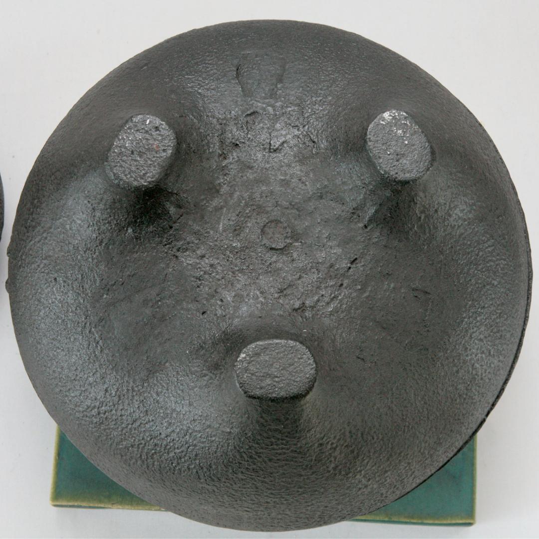 1612　鋳鉄製　茶釜　台座付き