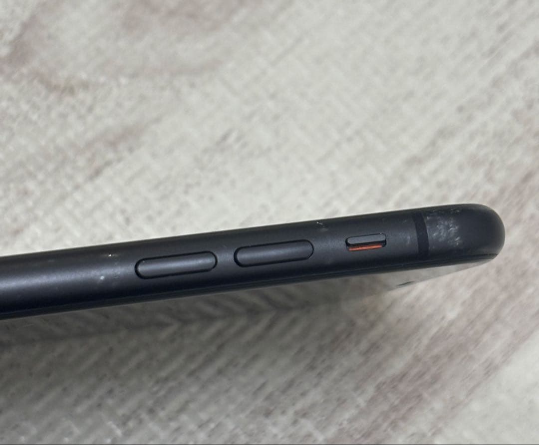 iPhone11 本体