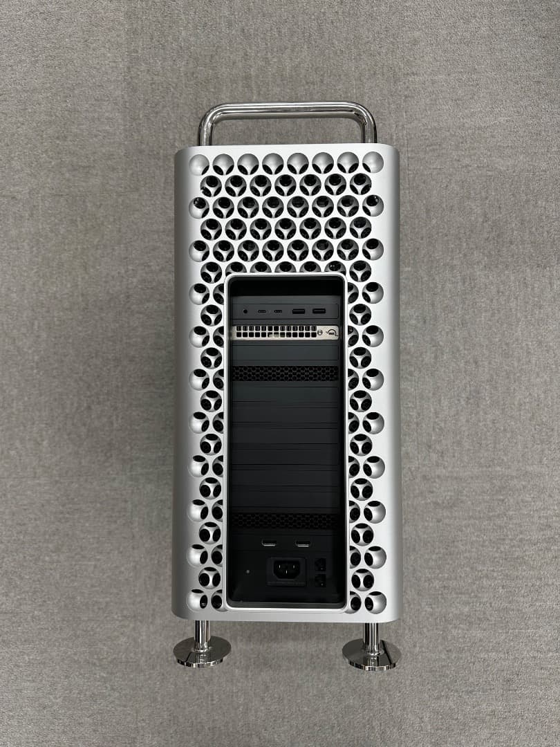 Apple Mac Pro 2019 2.5GHz 28コア160G/8T+4T