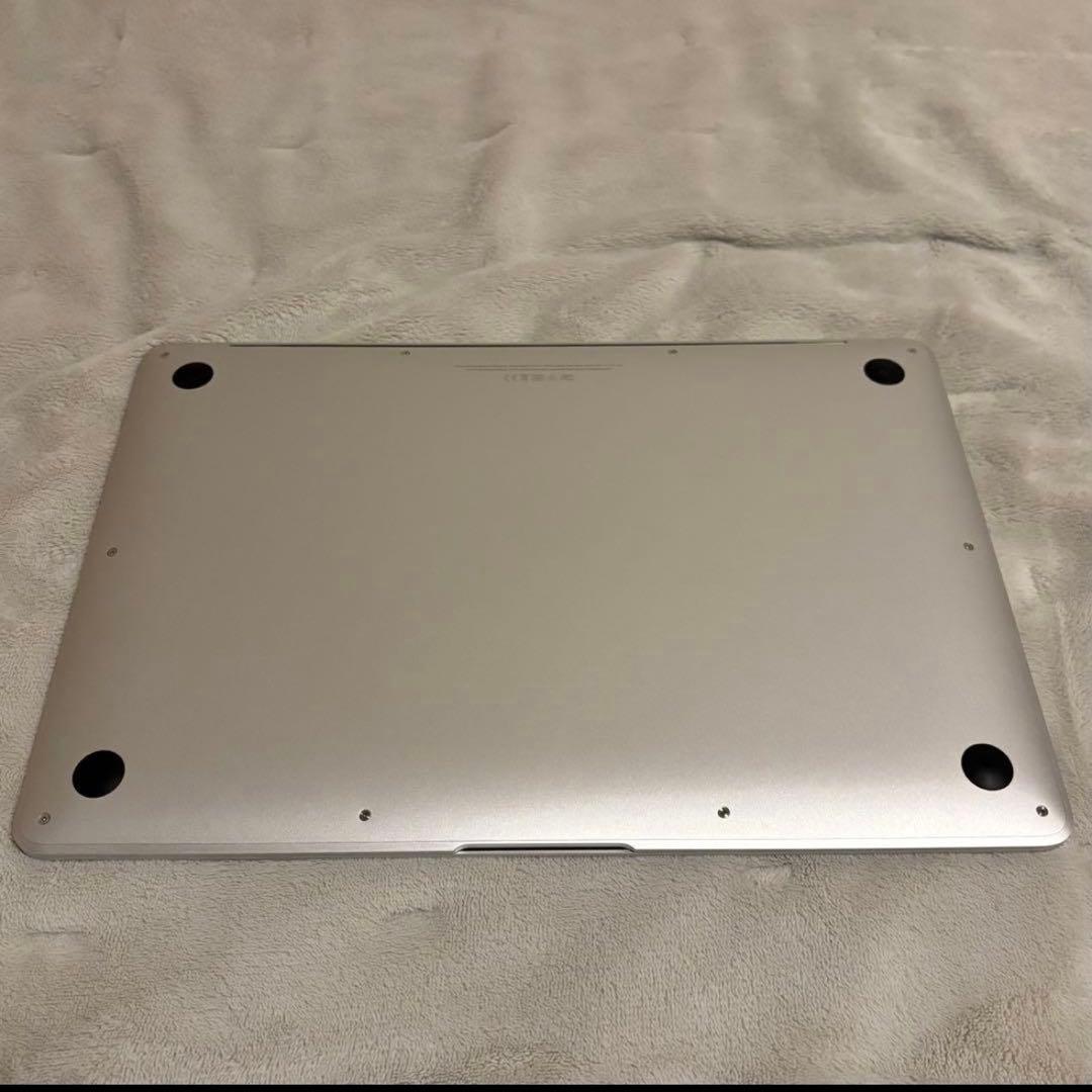 【美品】Apple MacBook Air 2018 13.3 inch