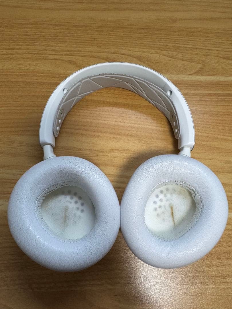 ARCTIS NOVA PRO WIRELESS ホワイト