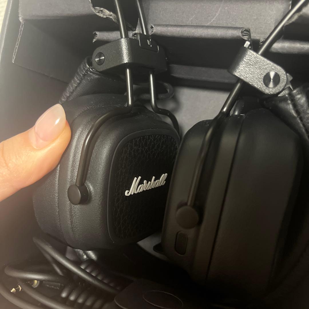 マーシャル　ヘッドホン