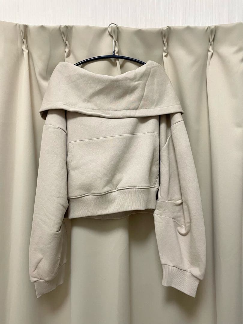 【美品】WILLFULLY オフショルフーディー clam