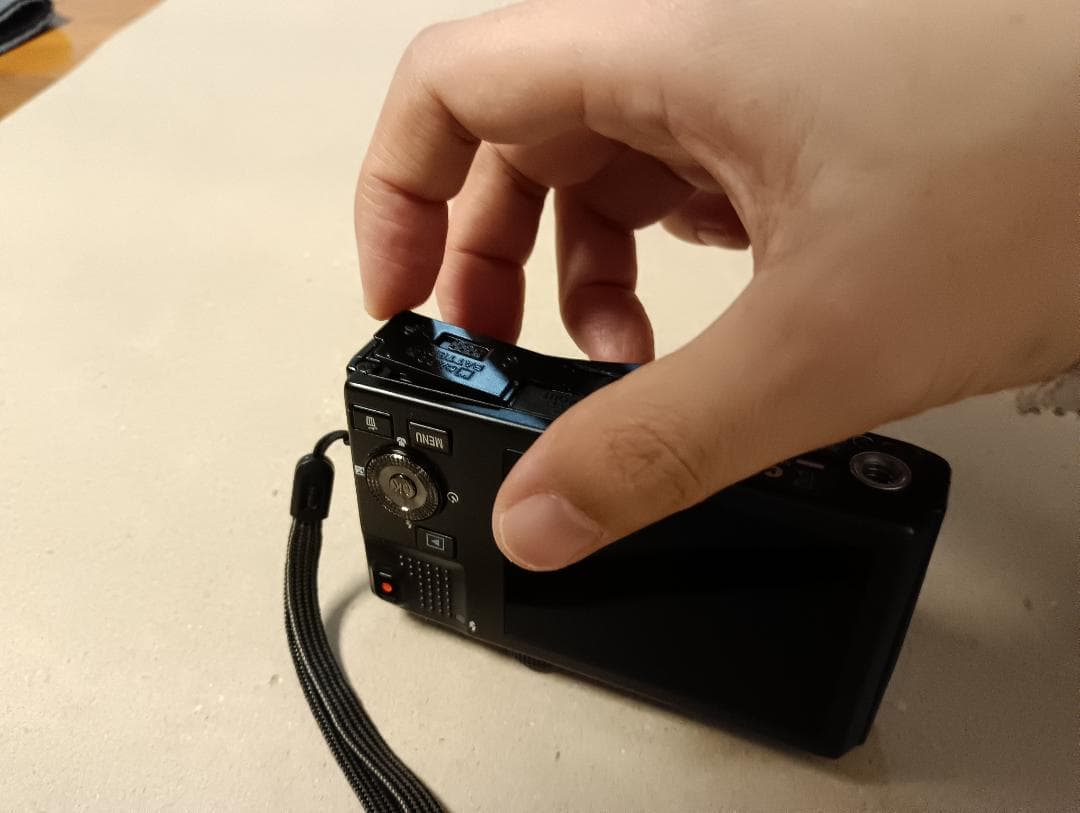 Nikon COOLPIX S8100 コンパクトデジタルカメラ