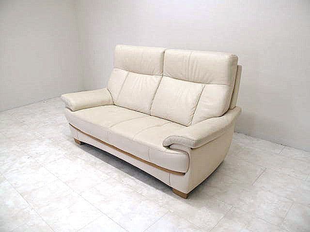 【展示品】カリモク チターノ「 Z115」 本革2人掛けソファ ラブソファ