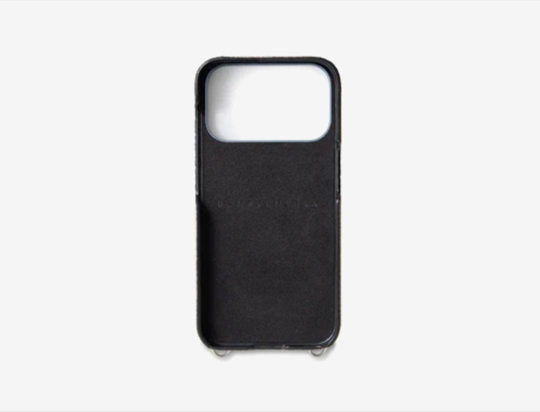 iPhone 17 Proスナップボタン付き バックカバーケースシュリンクレザー