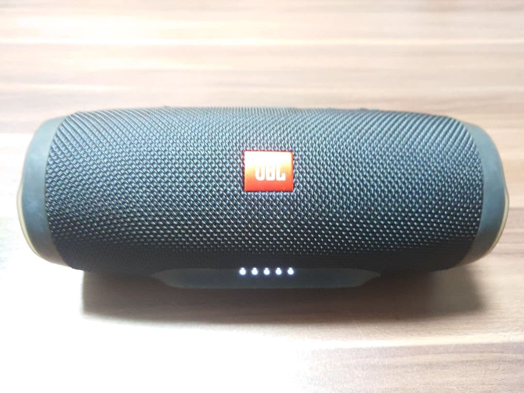 【美品】JBL CHARGE3ポータブルBluetoothスピーカー