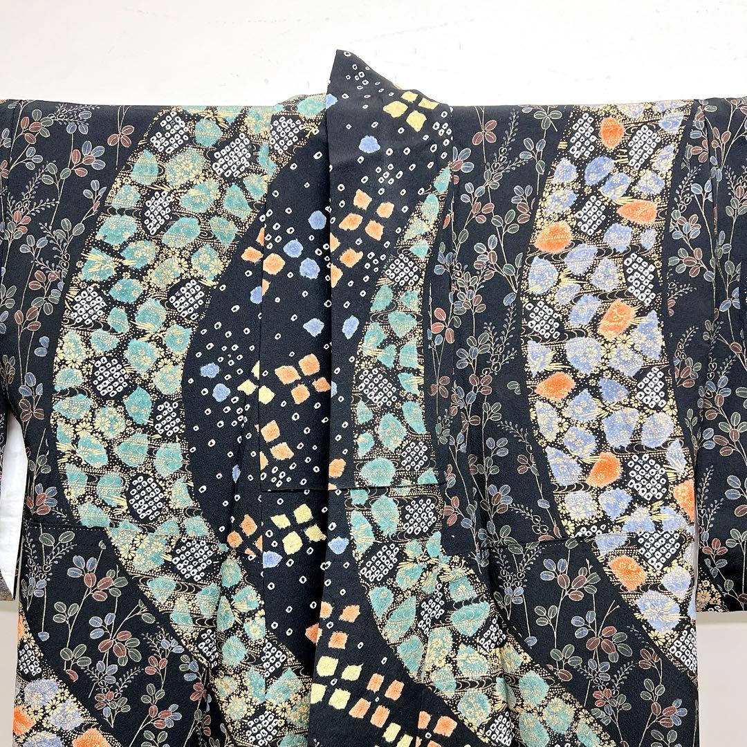 訪問着　黒地　絞り　萩　鳳凰　着物　010k