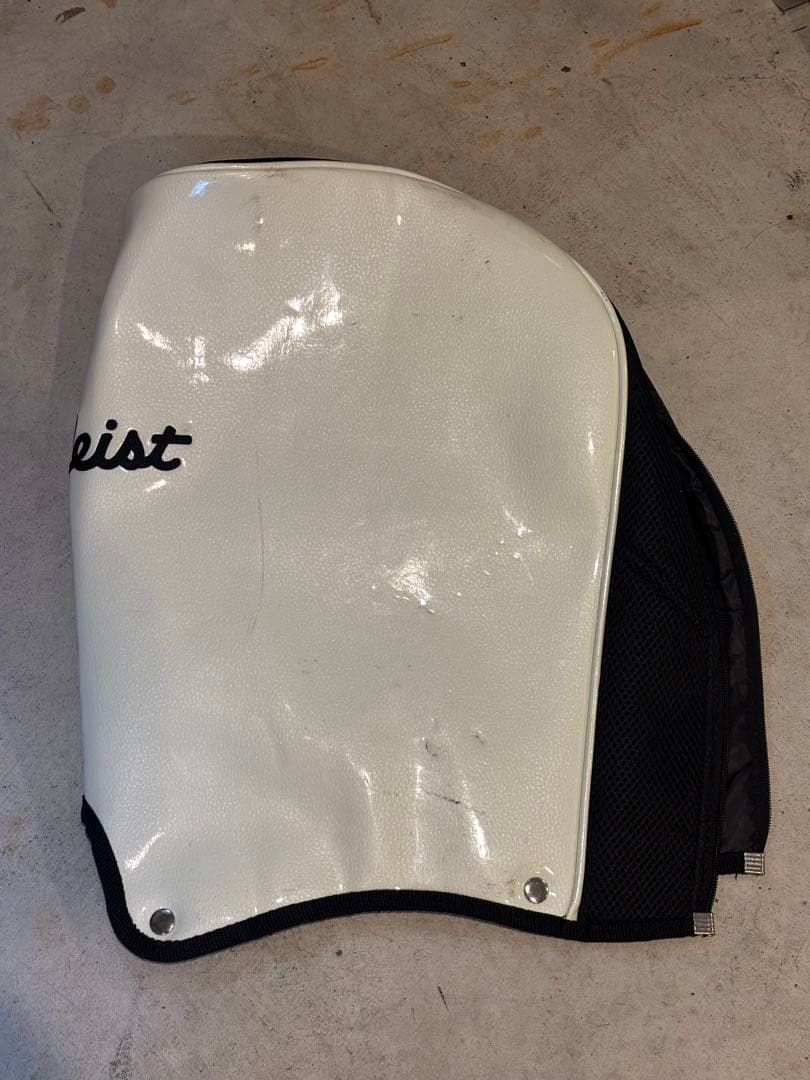 Titleist キャディバッグ ホワイト ポケット多数