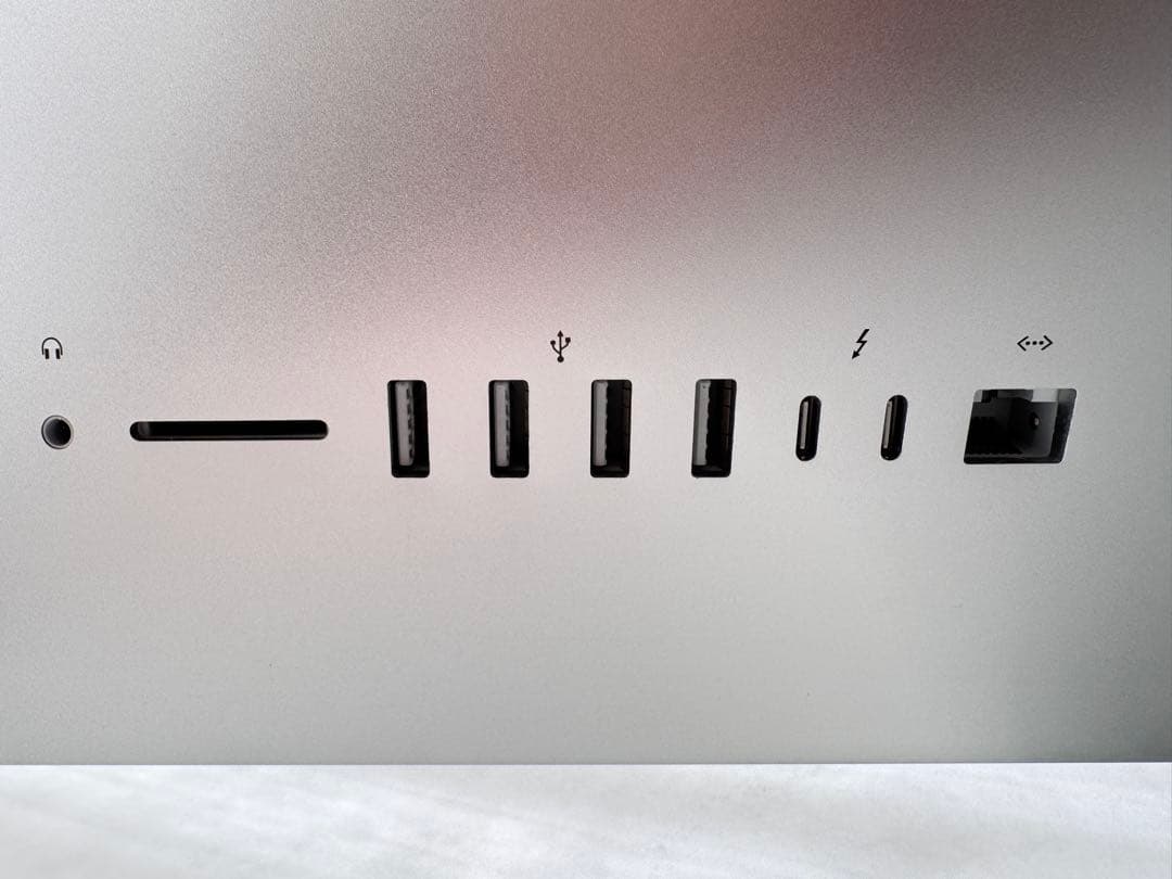 iMac 2020 Retina 5Kディスプレイ27インチ