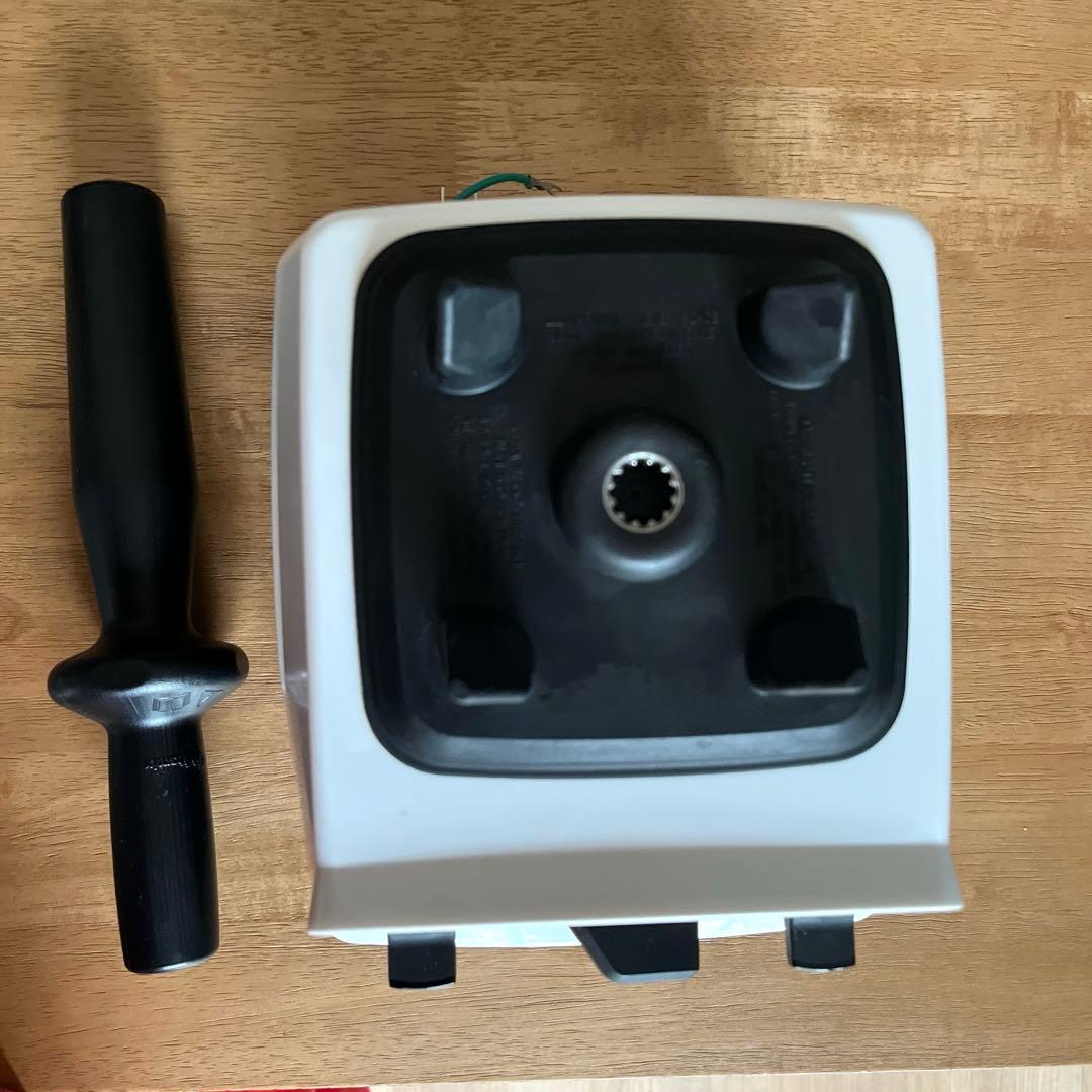 VItamix バイタミックスE320 VM0202 ホワイト