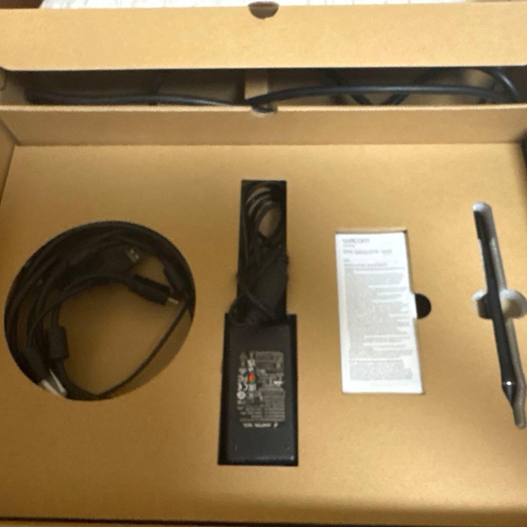 【FHD版】ワコム 液タブ Wacom Cintiq 16 DTK1660K1D