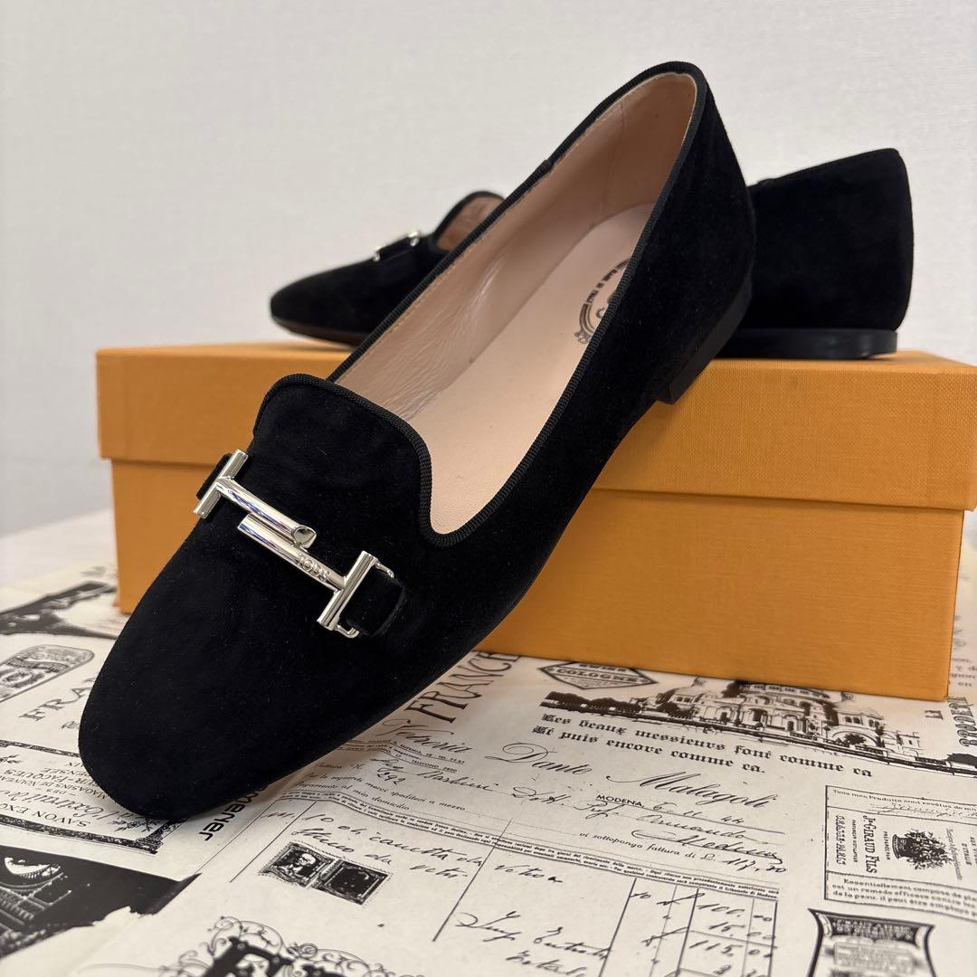 美品TOD'S ブラック スエード ローファー
