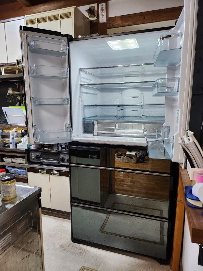 R-WXC74N(X) 735L 大型 ブラック 冷蔵庫 両開き ミラー仕上げ