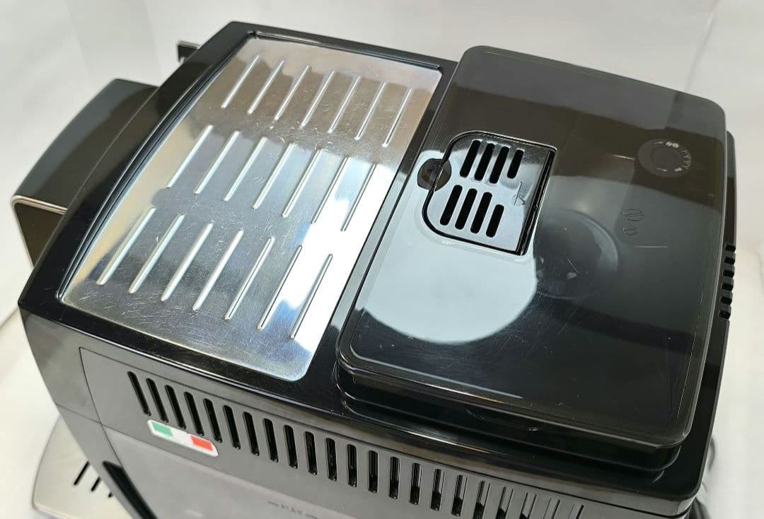 デロンギマグニフィカS コンパクト全自動コーヒーマシン ECAM23120B 8