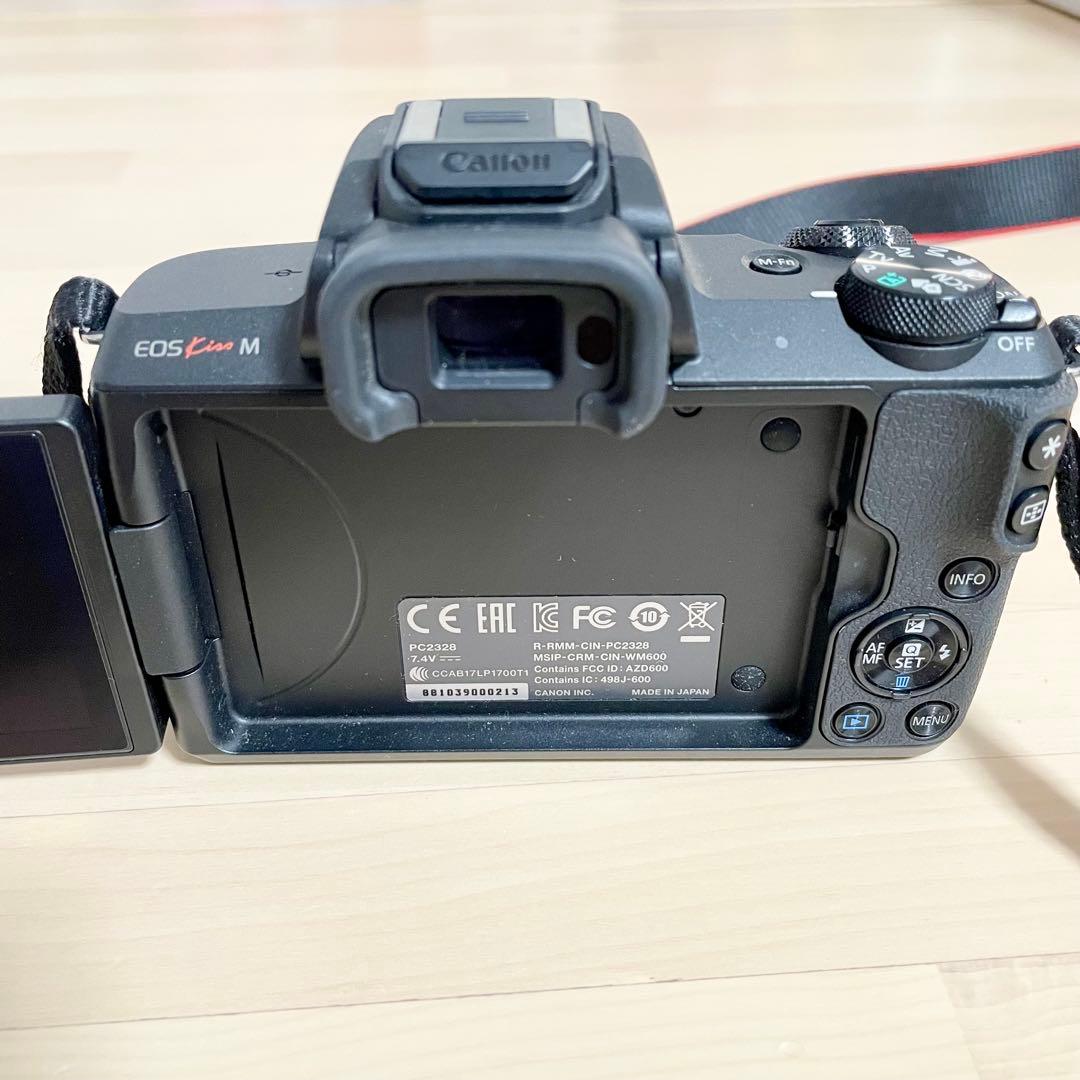 美品　Canon EOS Kiss M ダブルレンズキット SDカード　送料無料