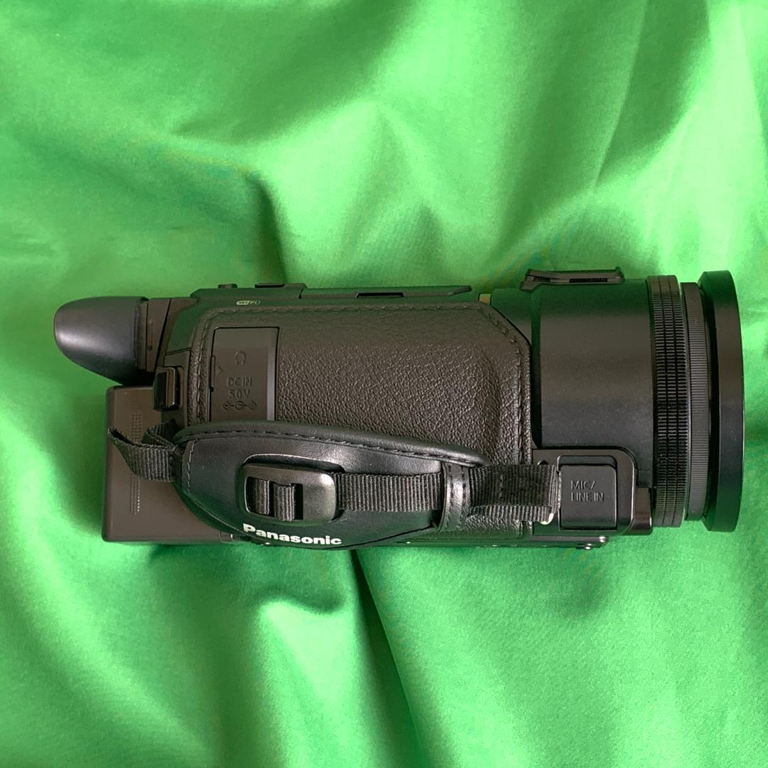 【極美品】パナソニック 4Kビデオカメラ HC-WXF1M