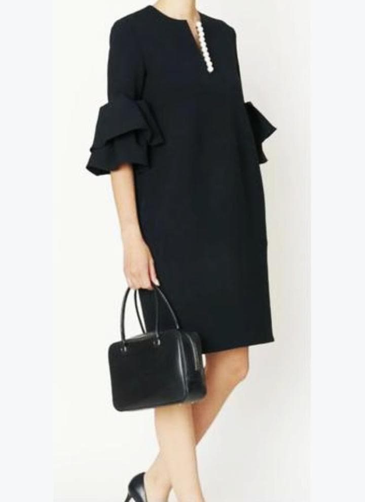 最安値 現行モデルYOKOCHANヨーコチャン ティアード パールワンピ36濃紺