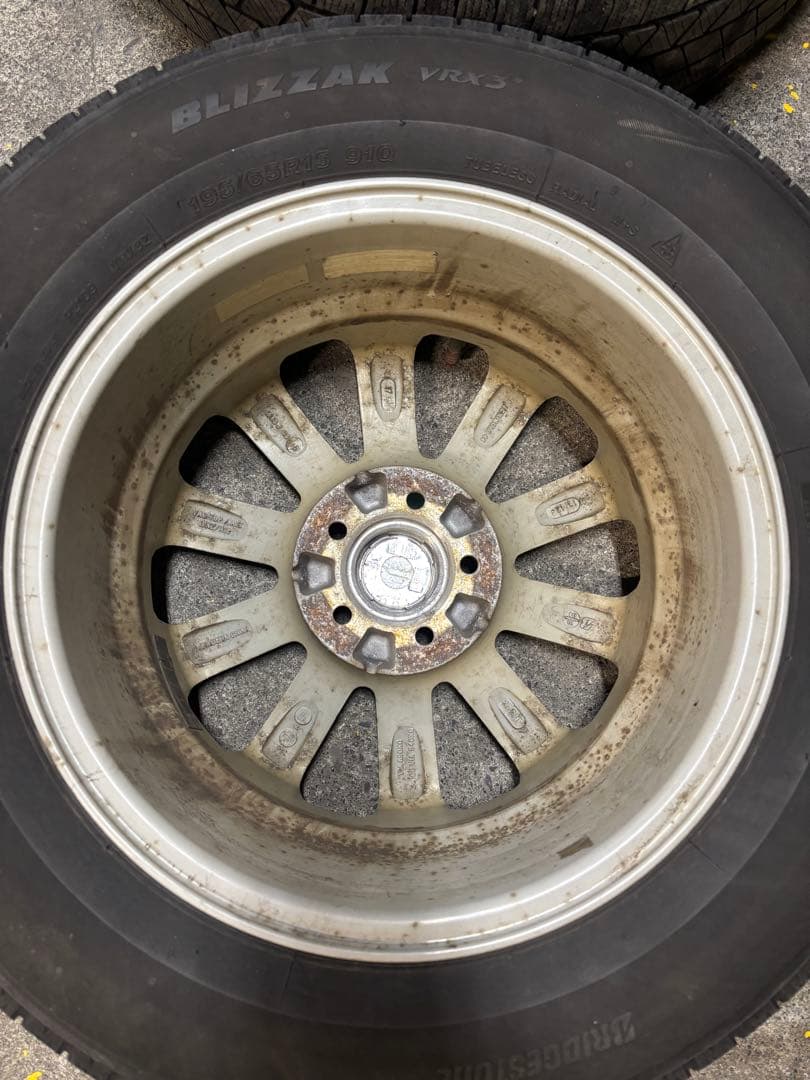 スタッドレス+アルミ　ブリヂストン VRX3 195-65-15 2021年製
